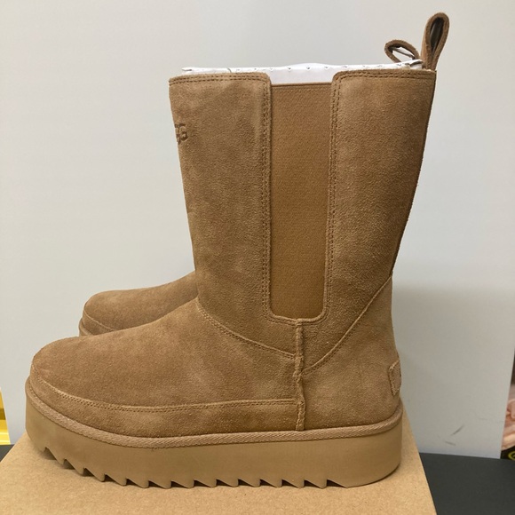 UGG CHELSEA PLATFORM SHORT SIZE 9 CHESTNUT - Picture 2 of 5
